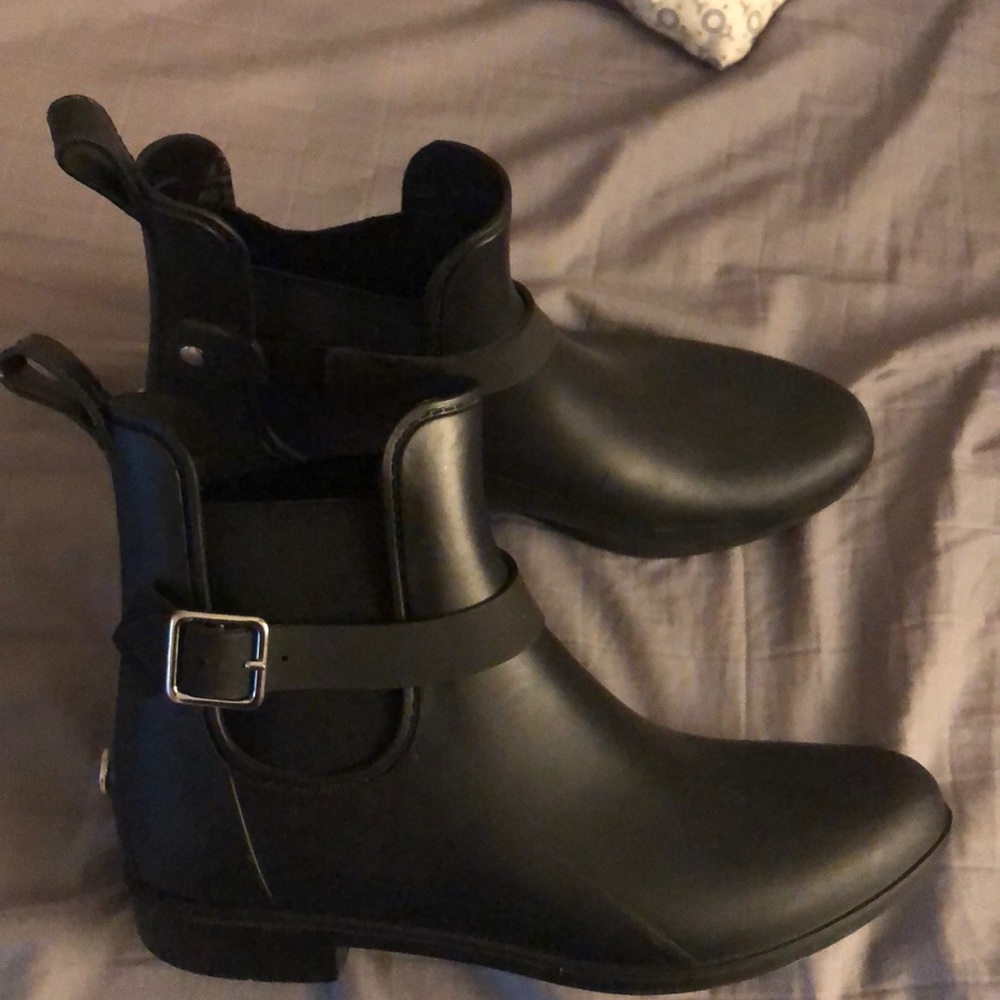 Rain boots